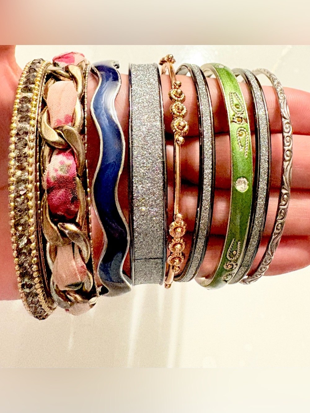 Mixed Metallic and Green Bangle Bracelet Set of 9 - Women's Fashion Jewelry